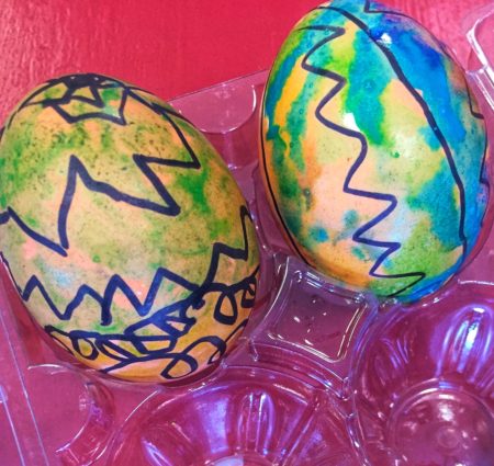 Coloring eggs with kids